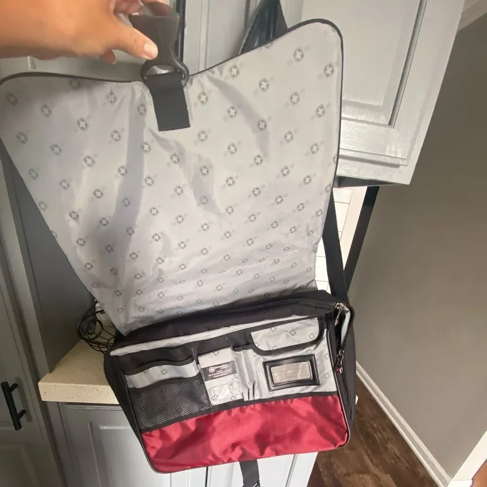 Swiss gear shoulder briefcase/laptop bag